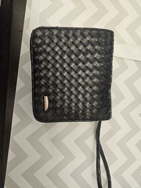Travelon Black Woven Leather Wristlet Wallet